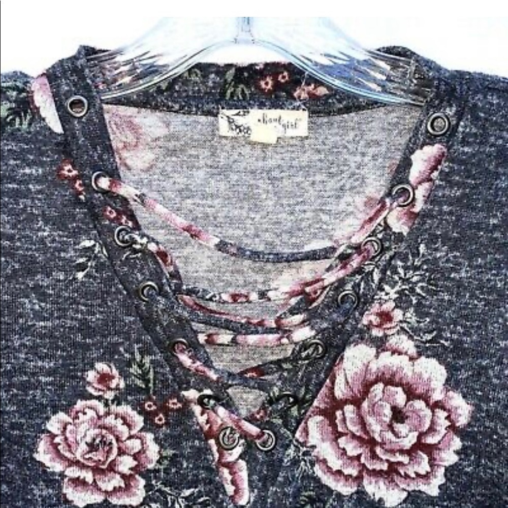 About A Girl Women's Dress
Color: Gray w/pink Floral - Picture 2 of 6